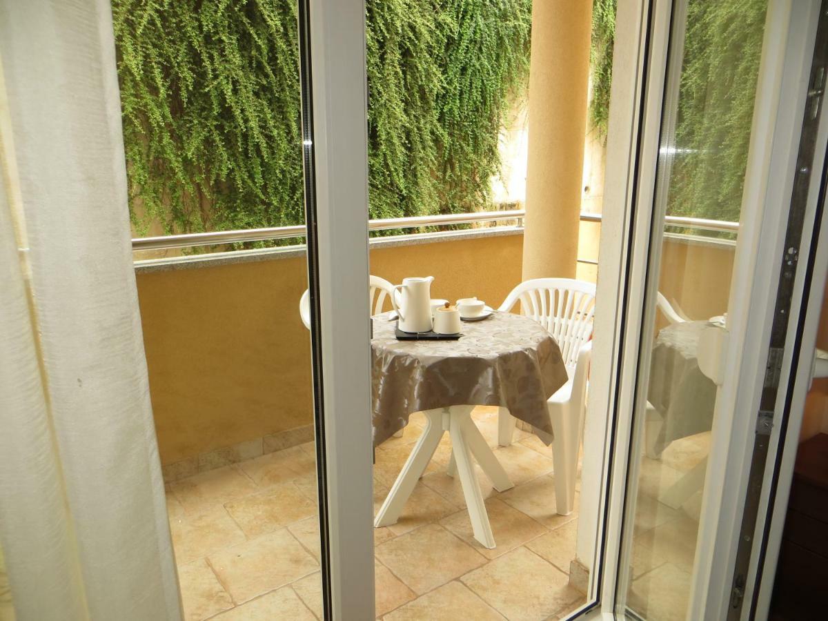 Apartman Mario Cres Eksteriør billede