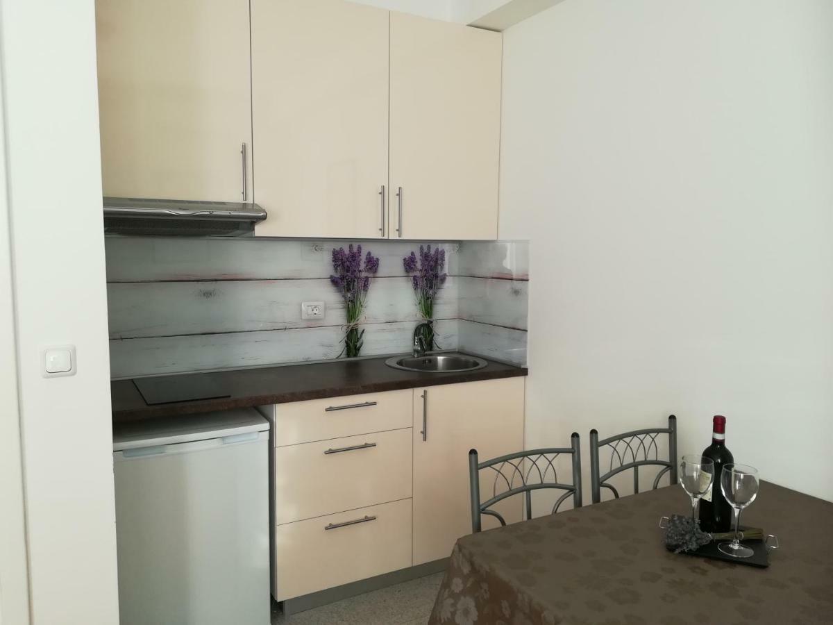 Apartman Mario Cres Eksteriør billede